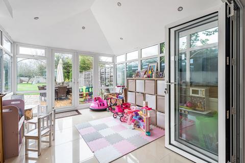 3 bedroom semi-detached house for sale, Cottingham Grove, Bletchley, Milton Keynes