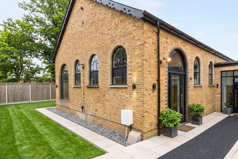 Great Warley Street, Brentwood CM13