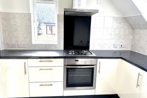 2 bedroom apartment to rent, Northwick Avenue, Harrow HA3