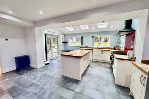 undefined, Parks Road, Mitcheldean GL17
