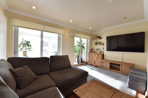 undefined, Balfour Road, Kingswinford DY6