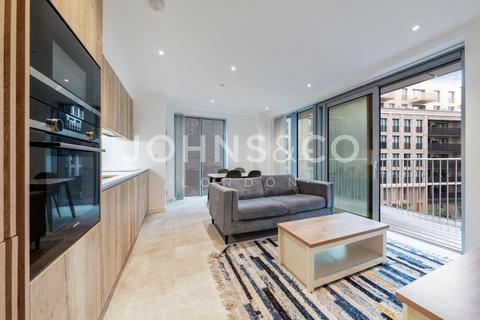 1 bedroom apartment to rent, Jacquard Point, The Silk District, E1