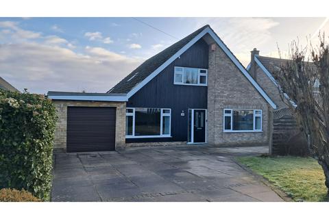 4 bedroom detached house for sale, St. James's Road, Scawby, Brigg, DN20