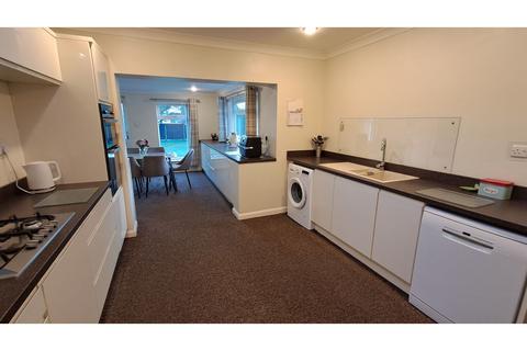 4 bedroom detached house for sale, St. James's Road, Scawby, Brigg, DN20