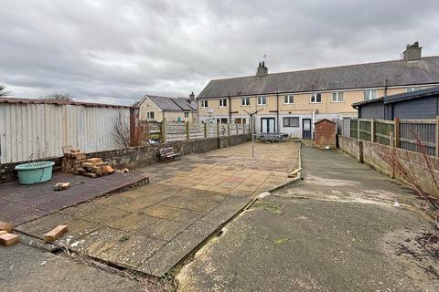 3 bedroom terraced house for sale, Maes Meurig, Gwalchmai, Holyhead, Isle of Anglesey, LL65