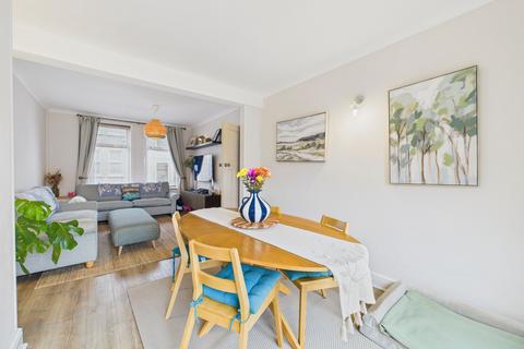 3 bedroom terraced house for sale, St. Annes Place, Hakin, SA73