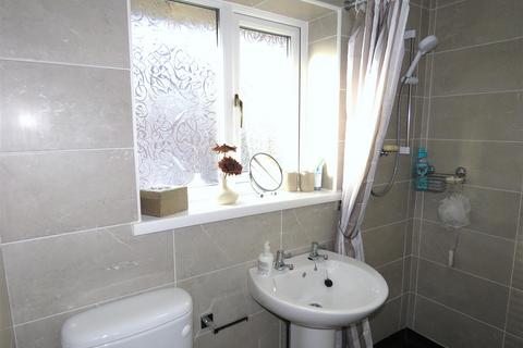 undefined, Stradbroke Drive, Sheffield, S13