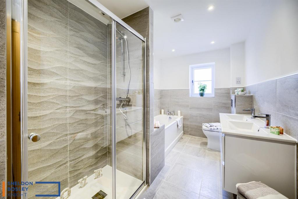 Family Bathroom- Plot 5 show home