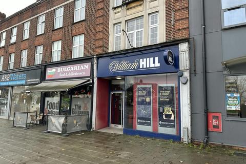 Retail property (high street) to rent, 372 Ewell Rd Surbiton KT6 7BA
