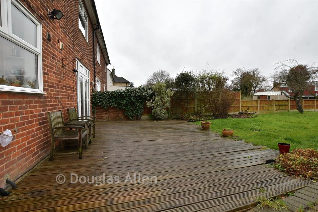 Patio / Decking