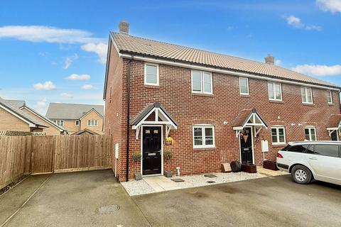 3 bedroom end of terrace house for sale, Honeysuckle Close, Wimblington, PE15