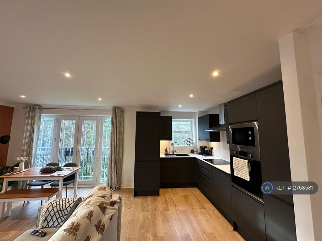 Kitchen / Living