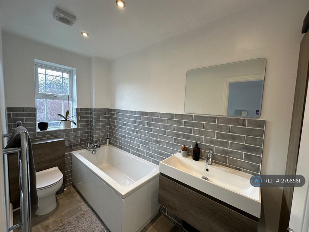 Main Bathroom