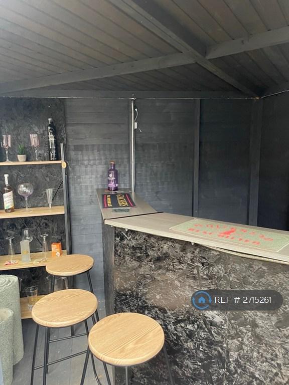 Garden Bar