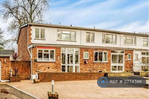 undefined, Riverside Close, Wallington, SM6
