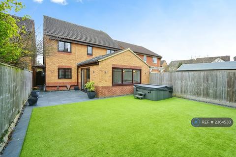 5 bedroom detached house to rent, Ravencroft, Bicester, OX26