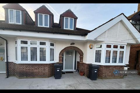 undefined, Goodmayes, Ilford, IG3