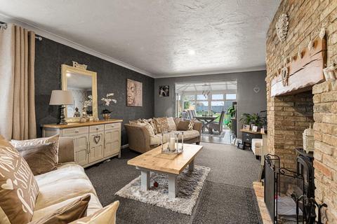 2 bedroom semi-detached house for sale, Station Road, Wisbech St Mary, Wisbech, Cambridgeshire, PE13 4RW