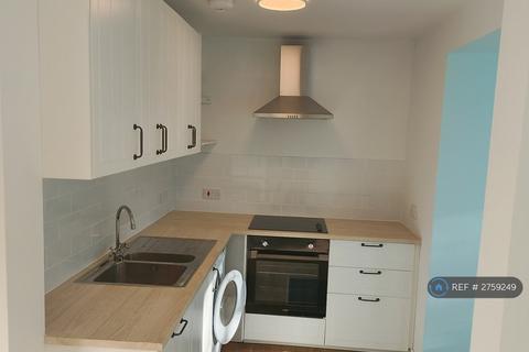 2 bedroom flat to rent, Grigor Drive, Edinburgh, EH4