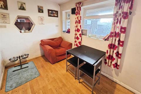 3 bedroom end of terrace house for sale, Ventnor Rise, Heathfield Estate, Nottingham, NG5 1HR