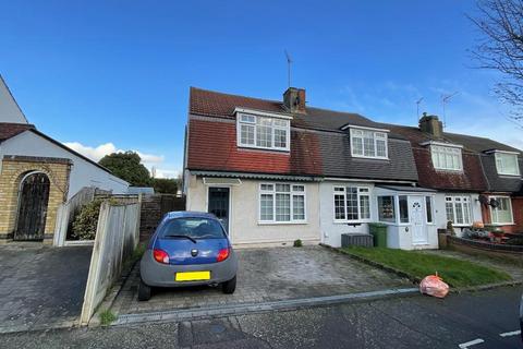 2 bedroom end of terrace house for sale, Hornchurch RM11
