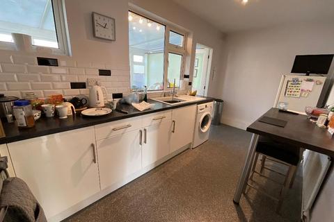 2 bedroom end of terrace house for sale, Hornchurch RM11