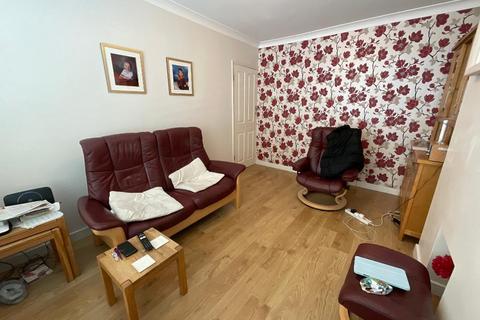 2 bedroom end of terrace house for sale, Hornchurch RM11
