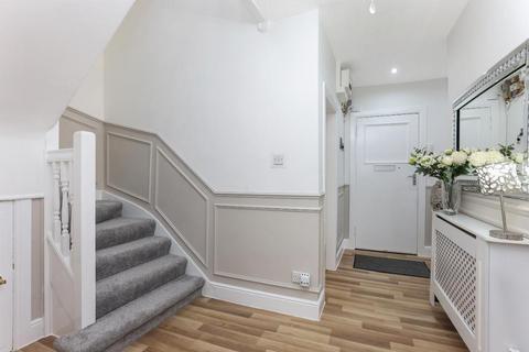 undefined, Ballindalloch Drive, Dennistoun, G31 3DN