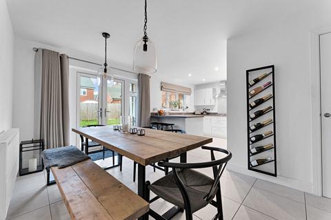 4 bedroom detached house for sale, Furrow Close, Newark On Trent NG24