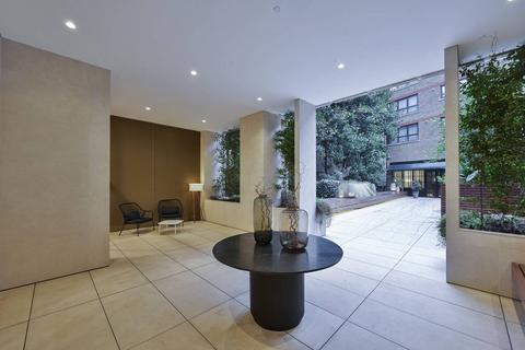 3 bedroom flat to rent, Kensington High Street, London, W8, High Street Kensington, London, W8