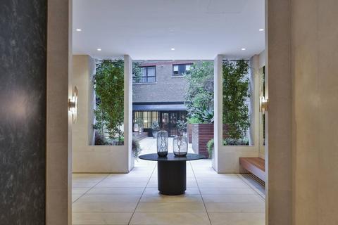 3 bedroom flat to rent, Kensington High Street, London, W8, High Street Kensington, London, W8