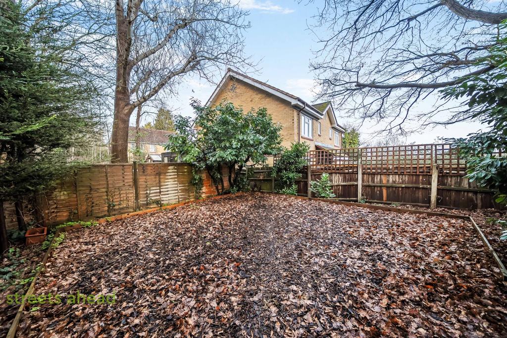 F1496152-d6e5-41d...