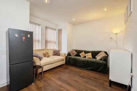 3 bedroom duplex for sale, 15 Woodville Road, Exmouth, EX8