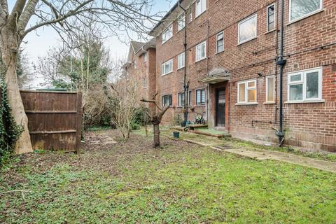 undefined, Courtlands, Maidenhead, Berkshire