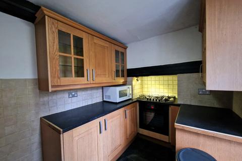 4 bedroom house to rent, Beach Street, Deal, CT14