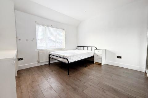 undefined, Westbrook Road, Hounslow, TW5