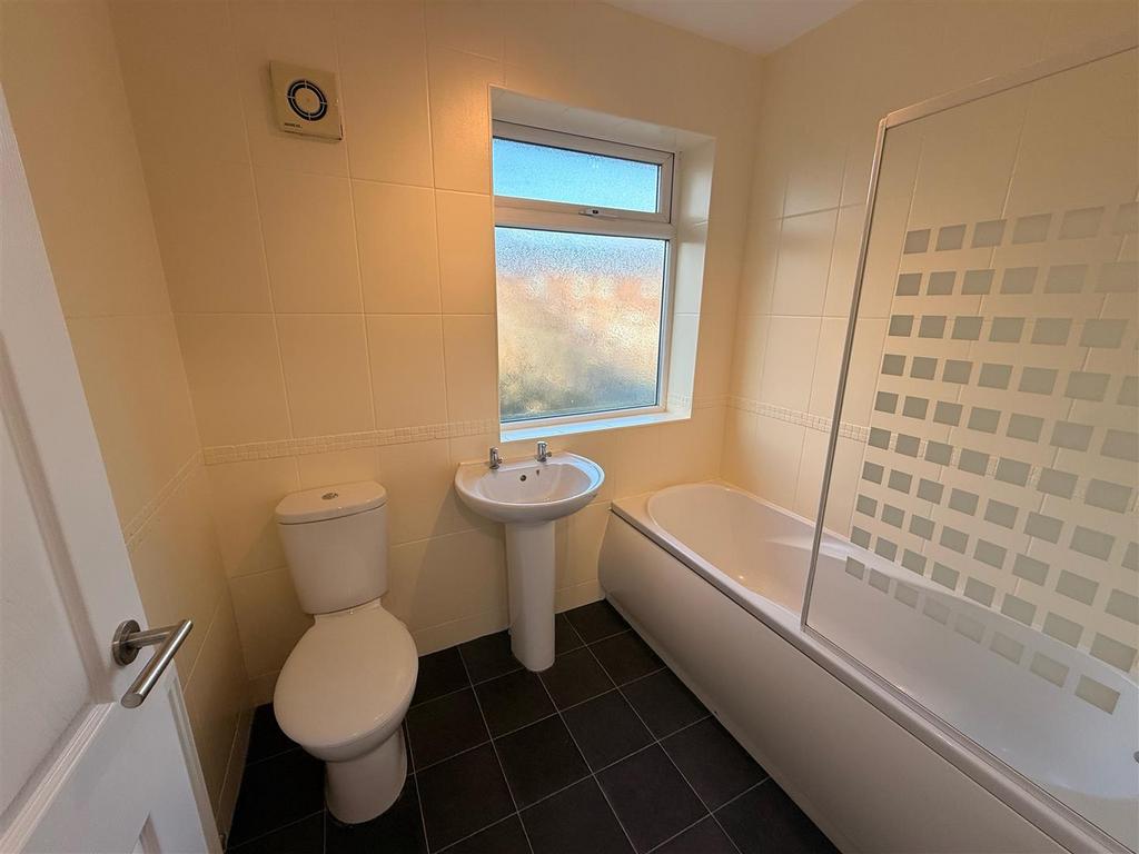 Family bathroom