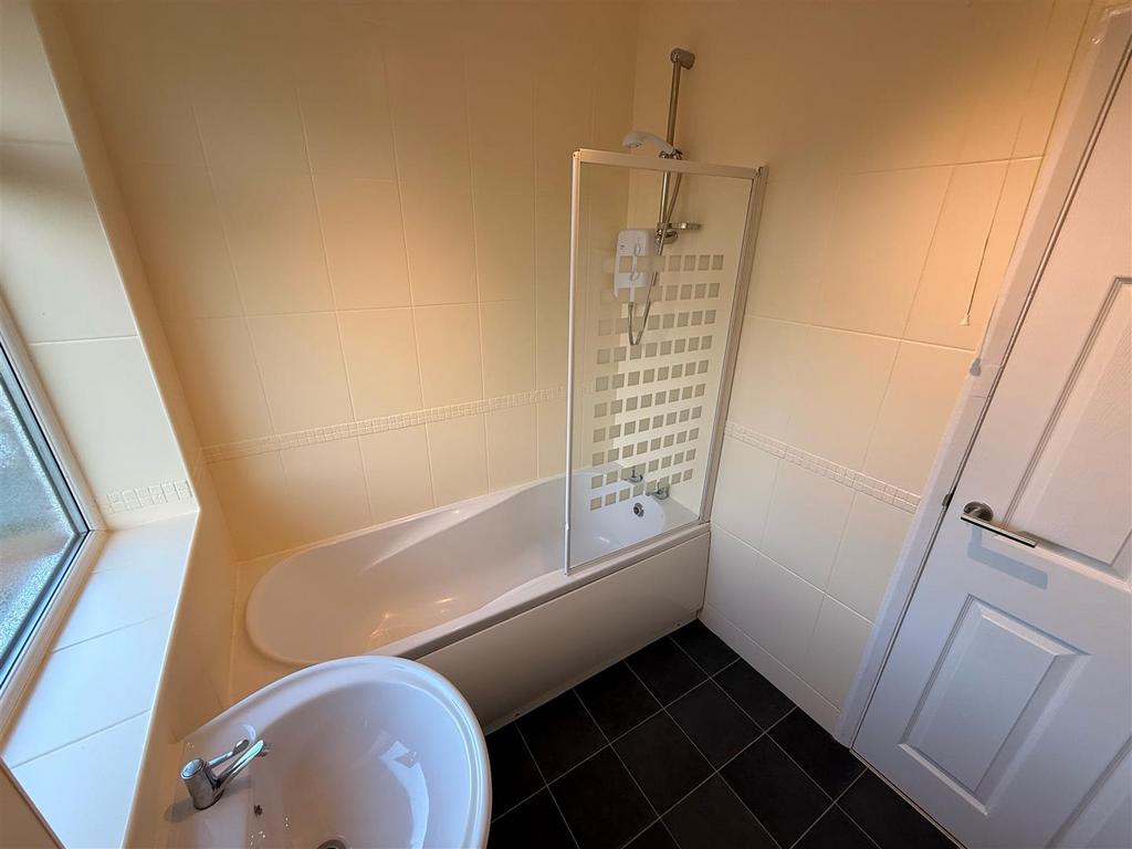 Family bathroom