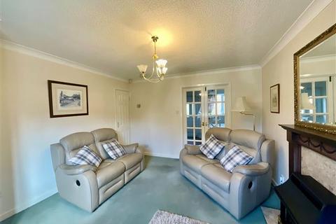 3 bedroom detached house for sale, Wetherby Drive, Swallownest, Sheffield, Rotherham, S26 4NY