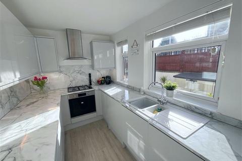 3 bedroom semi-detached house for sale, Aughton Road, Swallownest, Sheffield, ROTHERHAM, S26 4TG