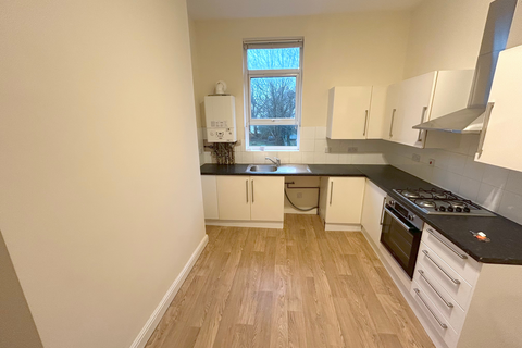 2 bedroom apartment to rent, Sandgate Road, Folkestone CT20