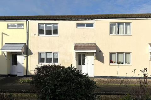 2 bedroom terraced house to rent, Gwelmeneth, Albion Road, Helston