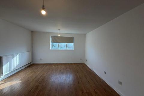 2 bedroom terraced house to rent, Gwelmeneth, Albion Road, Helston