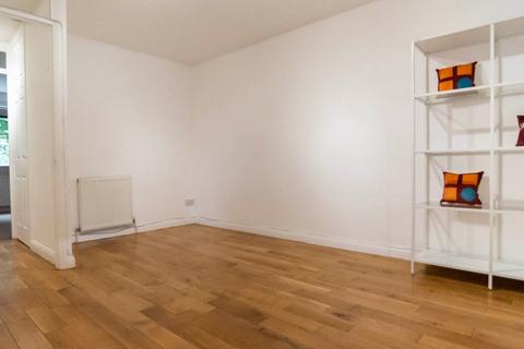 1 bedroom apartment to rent, London N11
