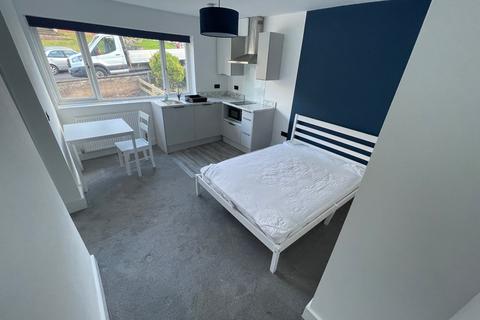 undefined, Room 3, Brook Road