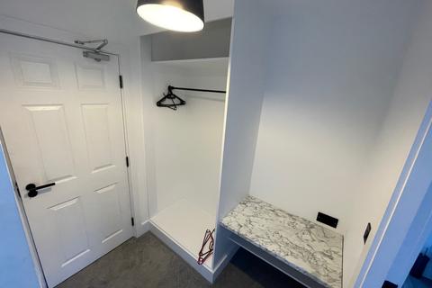 undefined, Room 3, Brook Road