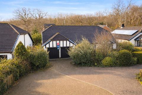 3 bedroom bungalow for sale, Philip Avenue, Barnstaple, Devon, EX31