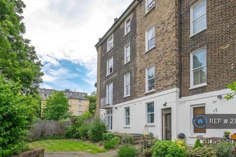 2 bedroom flat to rent, Hilltop Court, London, NW8