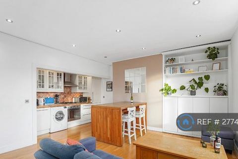 2 bedroom flat to rent, Hilltop Court, London, NW8