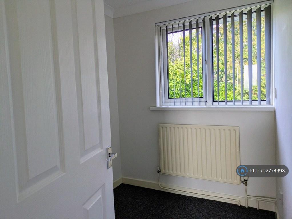 Single Bedroom